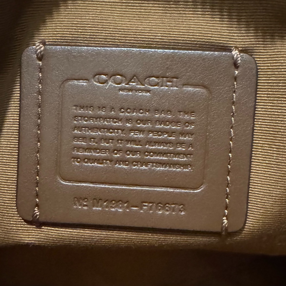 EUC Coach l Dome Shaped l Pebble Leather | Light Saddle (Brown) | Crossbody - Picture 8 of 9